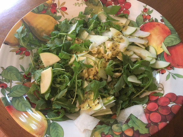 Kohlrabi and Green Apple Salad With Roasted Sesame Seeds